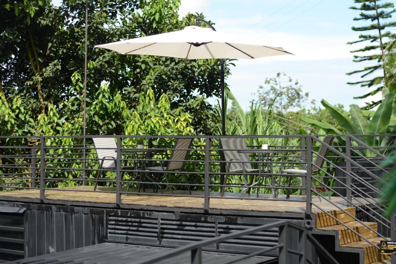 Solaris Glamping Hotel Tena Bagian luar foto