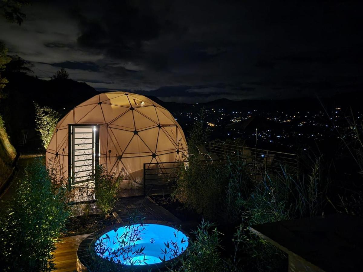 Solaris Glamping Hotel Tena Bagian luar foto