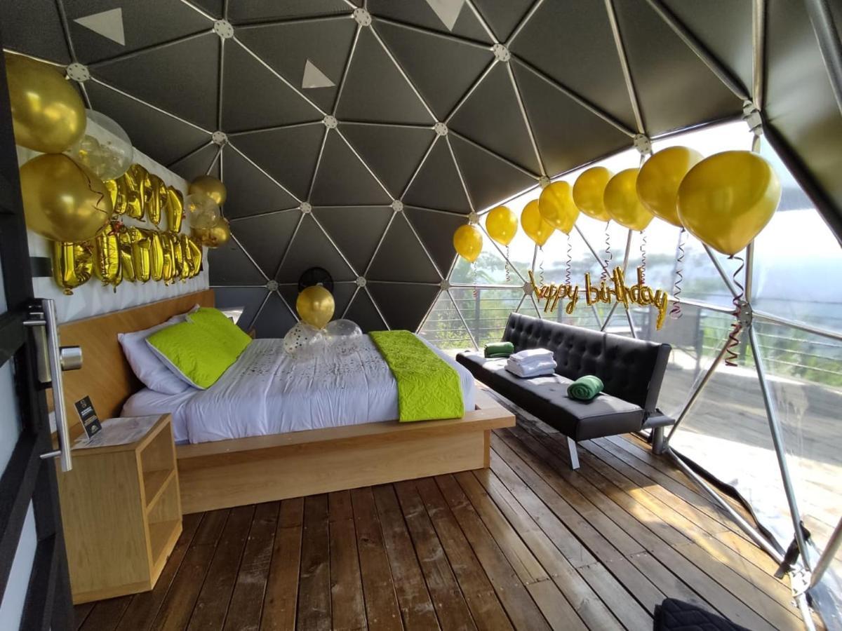Solaris Glamping Hotel Tena Bagian luar foto