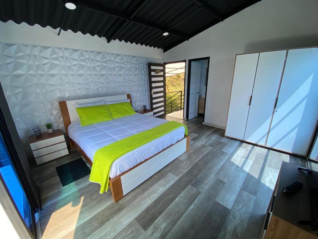 Solaris Glamping Hotel Tena Bagian luar foto
