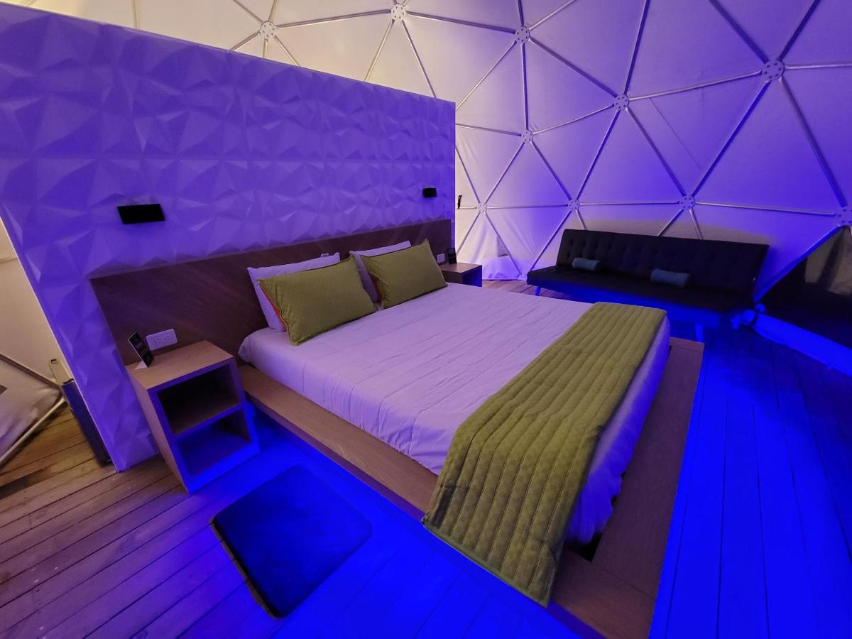 Solaris Glamping Hotel Tena Bagian luar foto