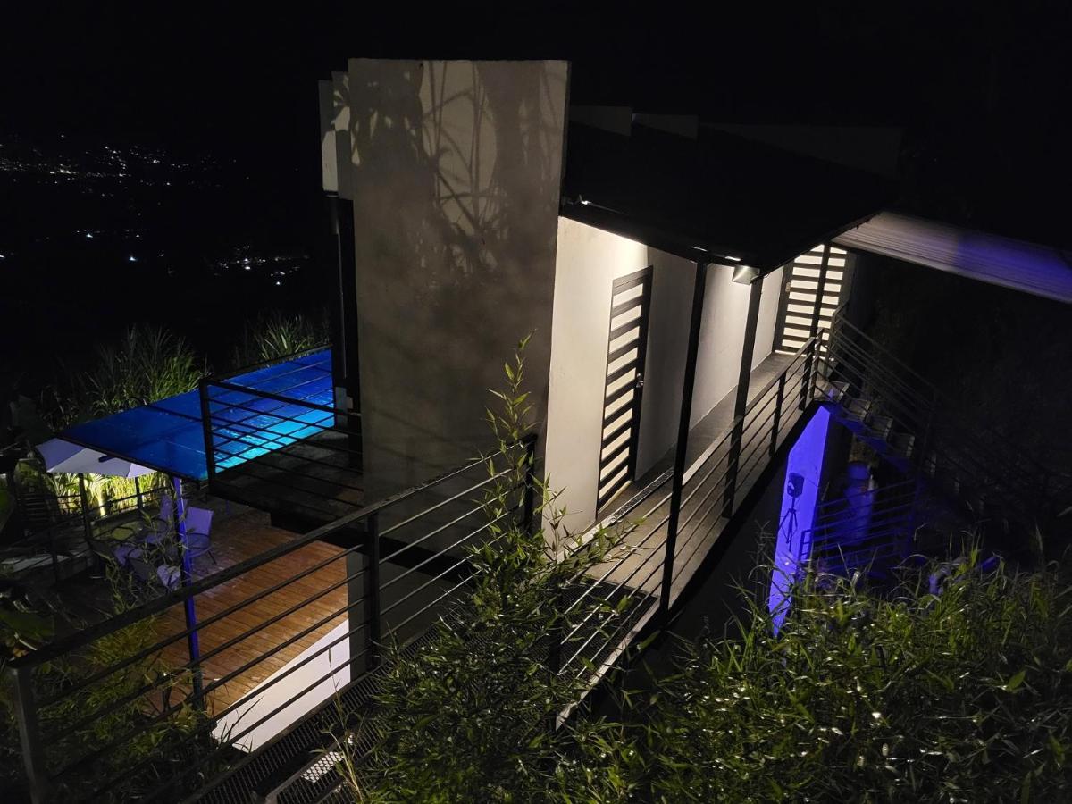 Solaris Glamping Hotel Tena Bagian luar foto