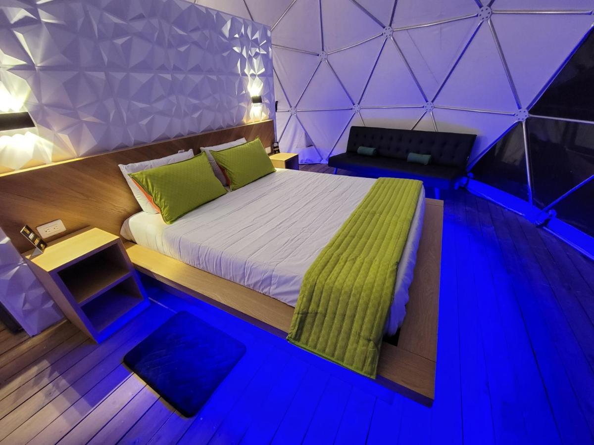 Solaris Glamping Hotel Tena Bagian luar foto